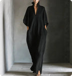 Alejandra™ | Vestido largo negro oversize minimalista con manga kimono
