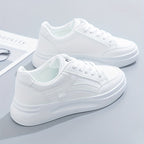 Zapatillas blancas chic de comodidad ligera