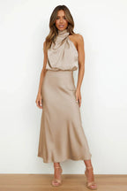 Marina | Vestido con escote americano