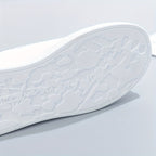 Zapatillas blancas chic de comodidad ligera