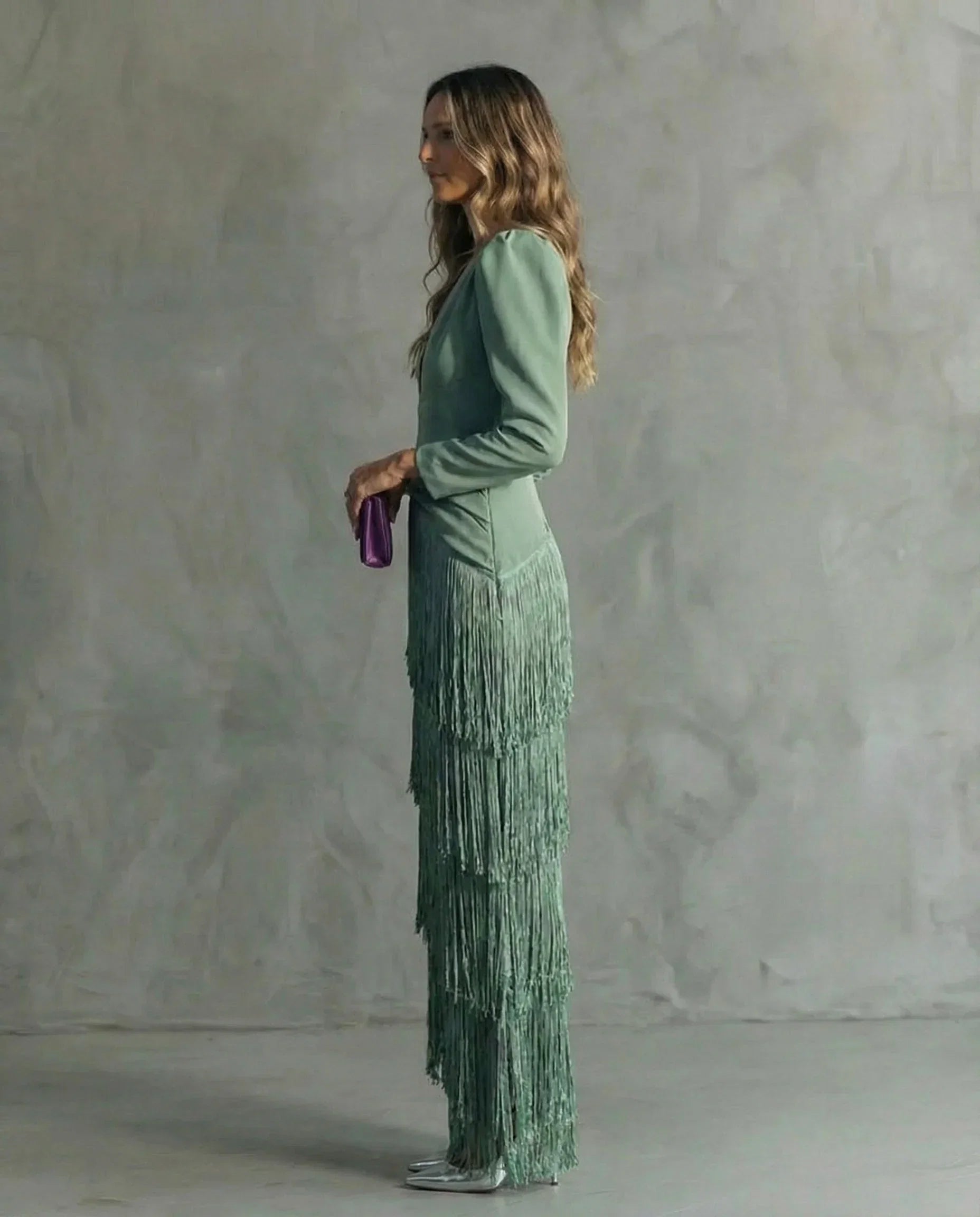 Clara™ | Vestido midi elegante con mangas de flecos
