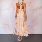 ESTHER | VESTIDO CON CUELLO HALTER Y ESTAMPADO DE ACUARELA